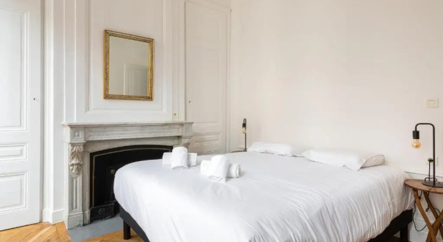 Dify Castries - Quartier Ainay, Rezerwuj Apartament Hotele w Rhône z parkingiem, Parking