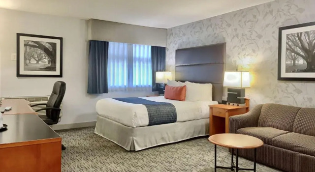 Двухместный номер Executive Best Western Plus Regency Inn and Conference Centre