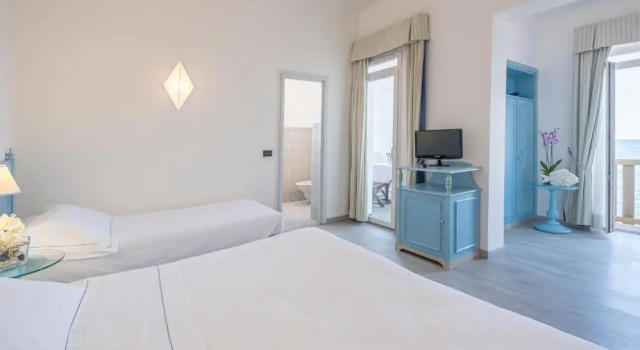 Двухместный номер Standard с балконом и с видом на море Hotel Del Sole
