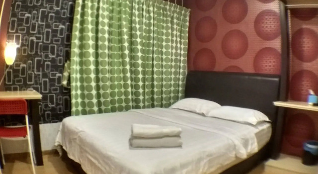 Hotel Zamburger Enstek, Rezerwuj Hotel Labu Negeri Sembilan