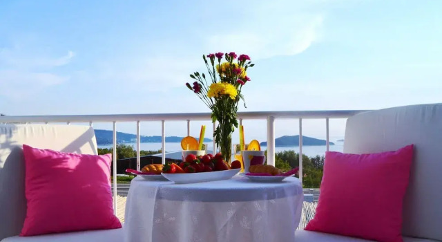 Апартаменты Apartments Lina - Three Bedroom Apartment With Two Balconies and Sea View