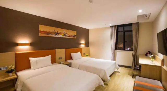 Номер Deluxe 7Days Premium Zhuzhou Yangtze River Road Central Hospital