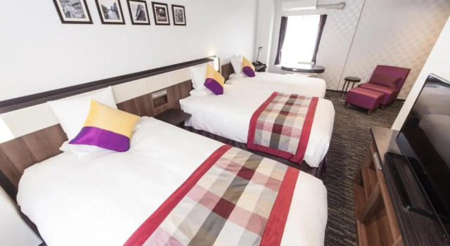 Трёхместный номер Deluxe HOTEL MYSTAYS Shinsaibashi