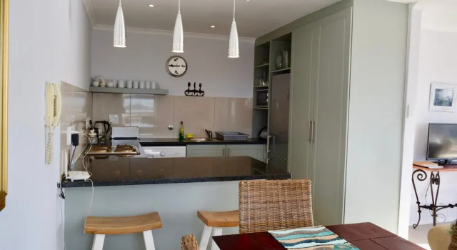 2 Bedroom Apartment With Waterfront Views, Забронировать Апартаменты/квартира Апартаменты Кейптауна, рядом с Signal Hill Noon Gun, Апартаменты/квартира