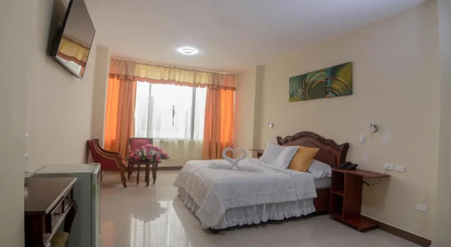 Люкс Deluxe Victoria Suites Hotel