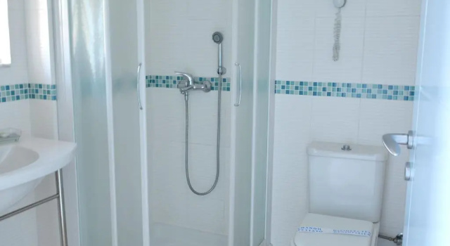 Полулюкс Aretanassa Hotel
