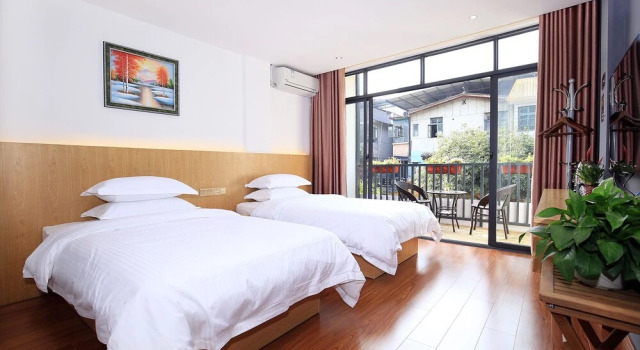 Hua Yue Ge Boutique Hotel