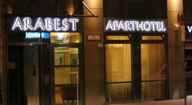 ARABEST Aparthotel & Boardinghouse, Забронировать Отель Отели Мюнхена с парковкой, рядом с Октоберфест - Луг Терезы, Парковка