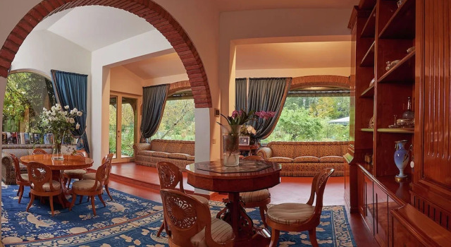 Stunning Villa in Badia Al Pino with Swimming Pool