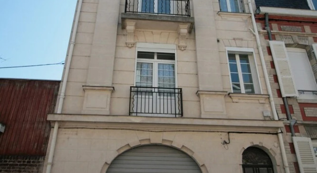 Comme à la maison - BASILIQUE, Varaa Hotelli Saint-Quentin 