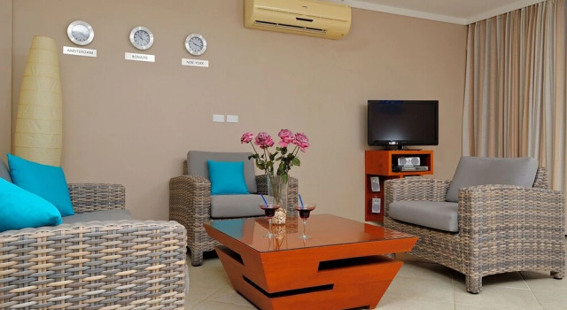 Den Laman Condominiums, Забронировать Отель Отели Кралендейк 4 звезды, 4*