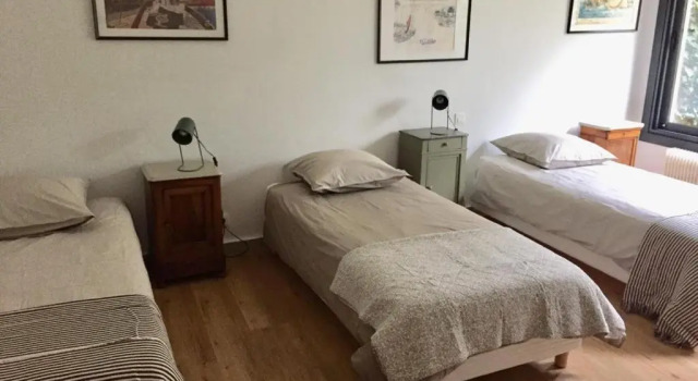 Апартаменты Deluxe Au 16 Place Saint Louis