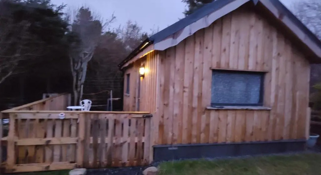 Шале Hippy Shack Cabin, self contained @ Cartmel Aultbea