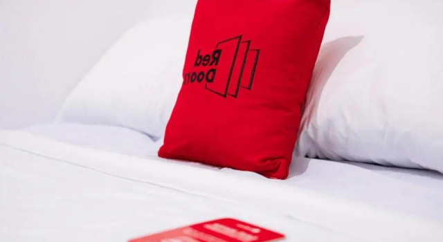 RedDoorz near Lampung Walk 2, Rezerwuj Hotel Tanjungkarang-Telukbetung Sumatra