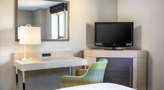 Четырёхместный номер Standard Hampton Inn Freeport