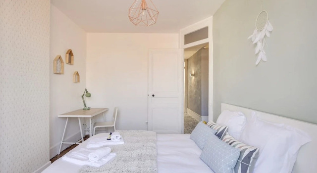 Splendid Apartment Near Saxe - Gambetta, Забронировать Апартаменты/квартира 07. Жерлан Лион, рядом с Станция метро Saxe-Gambetta