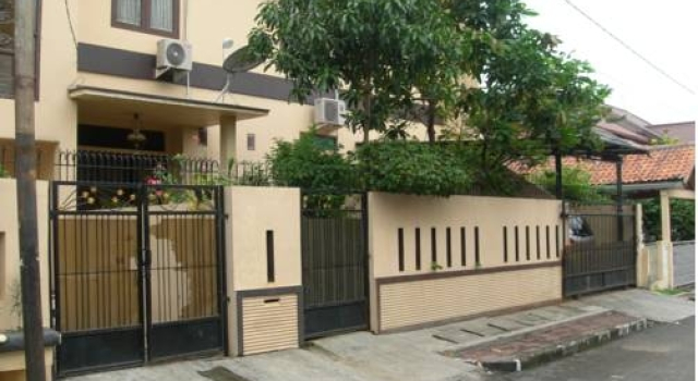 Rumah Oma, Prenota Hotel Cempaka Putih 