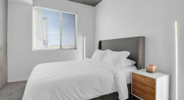 Phoenix Urban Luxury Escape, Забронировать Апартаменты/квартира Финикс Phoenix Metropolitan Area, рядом с Orpheum Theatre Phoenix