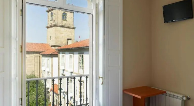Трёхместный номер Standard Hotel Montes