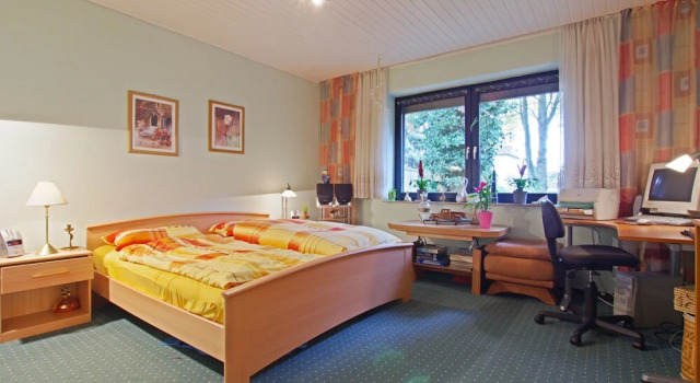 Private Apartment Beulshausenweg, Забронировать Апартаменты/квартира Отели Штёкен с парковкой, Парковка