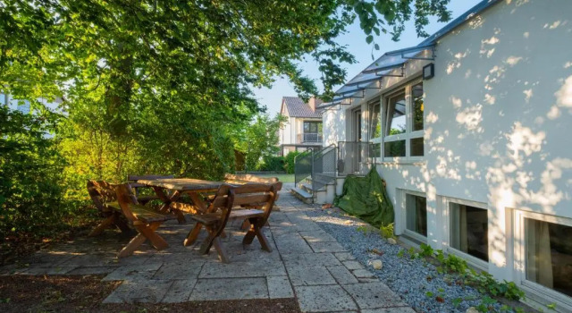 dreamcation - Ehemaliges Pfarrhaus, 3D-Tour, 4 SZ, Terrasse, BBQ, Küche, Garten, 140qm