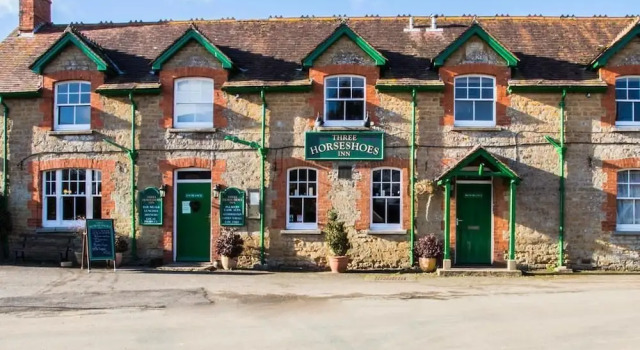 Three Horseshoes Inn