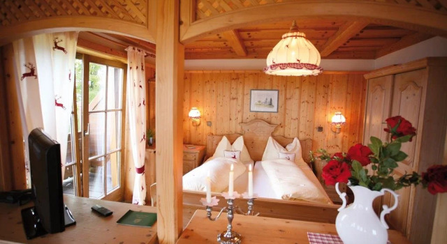 Gipfelhaus Magdalensberg, Buchen Sie Hotel St. Georgen am Längsee Mittelkärnten