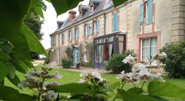La Ferme d'Armenon - Maison d'hôtes, Rezervovat Hotel Les Molières Essonne