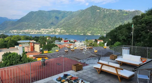Sky Attic Lake Como, Buchen Sie Hotel Como Comer See, in der Nähe von Villa Erba