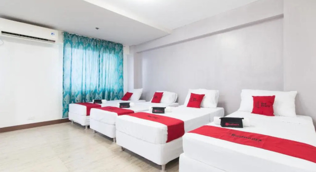 Четырёхместный номер Standard RedDoorz @ San Jose Tagbak Jaro Iloilo