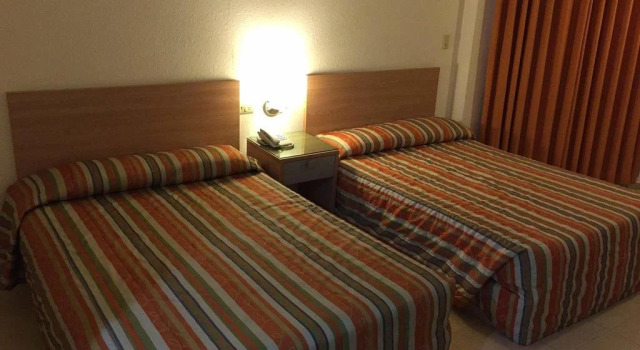 hotel plaza del sol