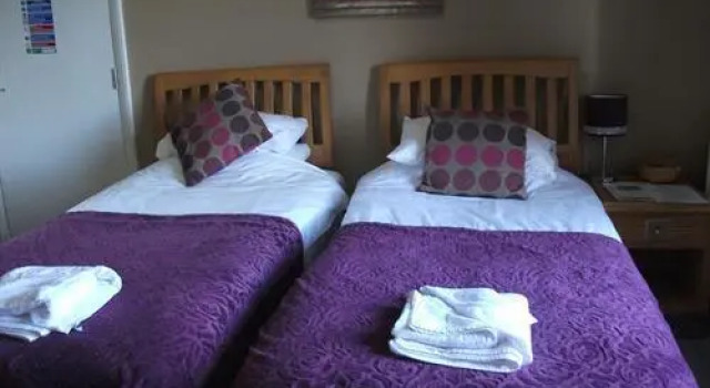 Номер Standard The George Hotel