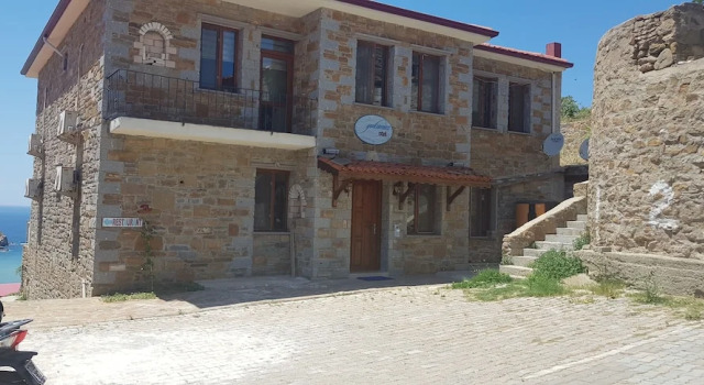 Yakamoz Otel