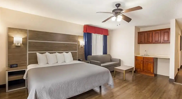 Люкс Hometown Inn Thomasville