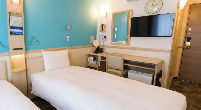 Двухместный номер Premium Toyoko Inn Iseshi Eki