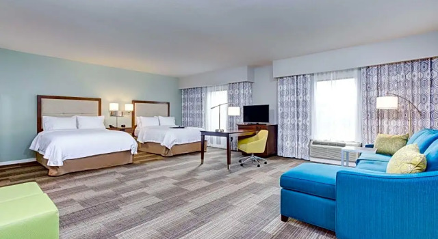 Четырёхместный люкс Hampton Inn Macon - I-475