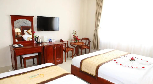 Трёхместный номер Deluxe Corvin Hotel
