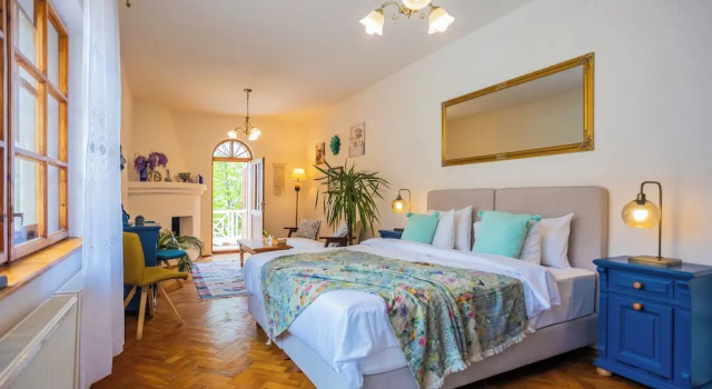 Villa Alba by Akasha Retreat, Забронировать Вилла Пределуц Бран, рядом с Horror House Bran