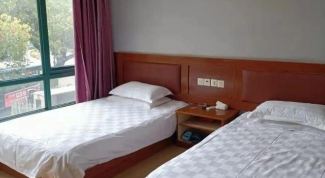 Lanshan Hotel, Prenota Hotel Hotel a Yuhang con parcheggio, Parcheggio