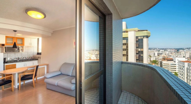 Двухместный номер Superior с балконом Manhattan Porto Alegre by Mercure - 5 minutos do Hospital Moinhos de Vento