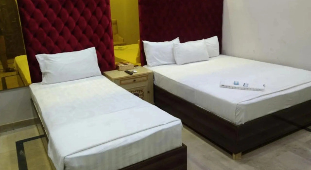 Dove inn Hotel near Shaukat Khanum Hospital