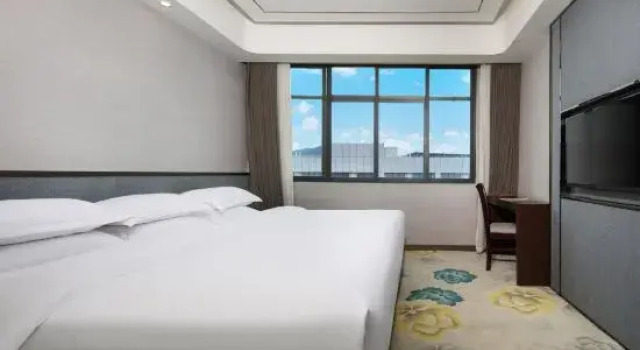 Люкс Premier Park Inn Kunming Airport