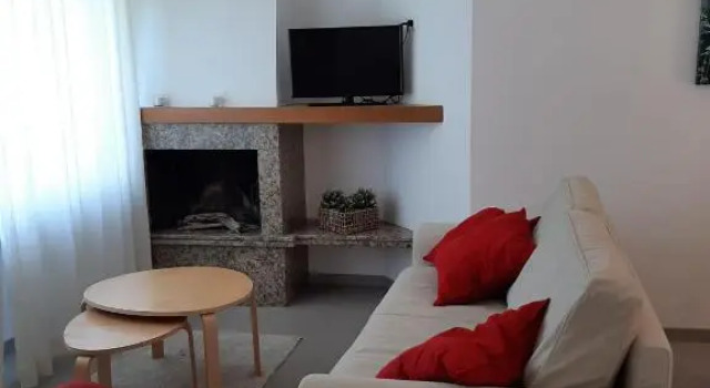 Appartamento GIOIOSA 1 con ampio terrazzo e vista Lago, Забронировать Апартаменты/квартира Апартаменты Пьемонта, Апартаменты/квартира
