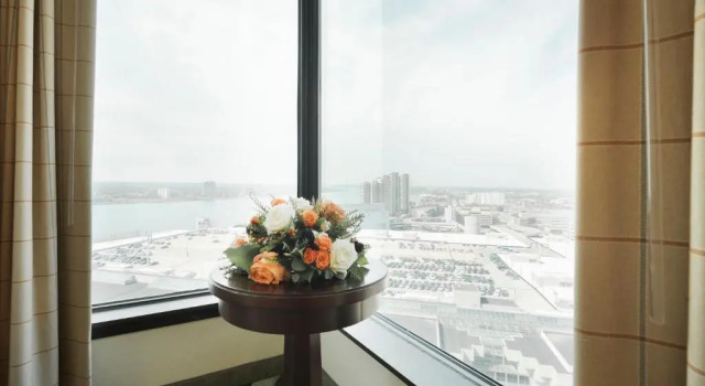 Run of House Fort Pontchartrain Detroit, a Wyndham Hotel