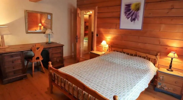 Chalet Familial pour 10 Pers. à Proximité des Pistes et Commerces avec Cheminée et Wifi - FR-1-342-232, Забронировать Шале Ареш Massif du Beaufortain, рядом с Горнолыжный подъемник Гран Мон