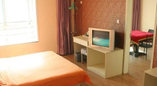 Fengshang Express Hotel, Prenota Hotel Xianyang Shaanxi