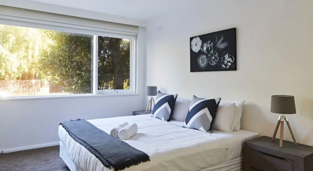 A 2 Bed Oasis In Melbourne’s Hawthorn Village, Book Apartment Melbourne 