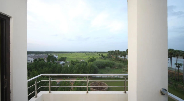 The Lawns By OYO Rooms, Rezerwuj Hotel Hotele w Andhra Pradesh z parkingiem, Parking