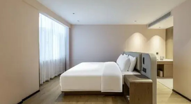 Люкс Starway Hotel Urumqi Midong Wuyue Plaza