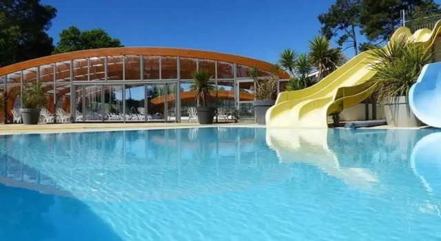 Camping Les Embruns, Rezerwuj Pole kempingowe Kempingi i glamping w Cap Ferret Peninsula, Pole kempingowe